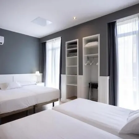 Venecia Plaza Centro Hotel