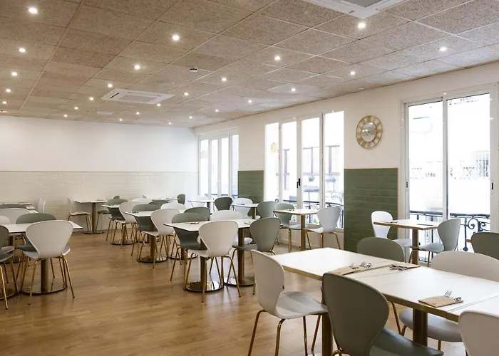 Ξενοδοχείο Venecia Plaza Centro 2*